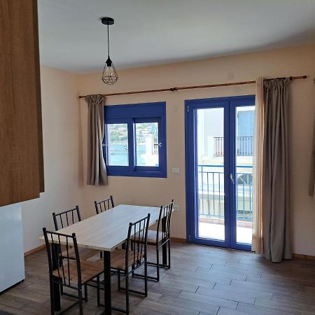 Blue Moon Apartment Agia Efimia Екстериор снимка