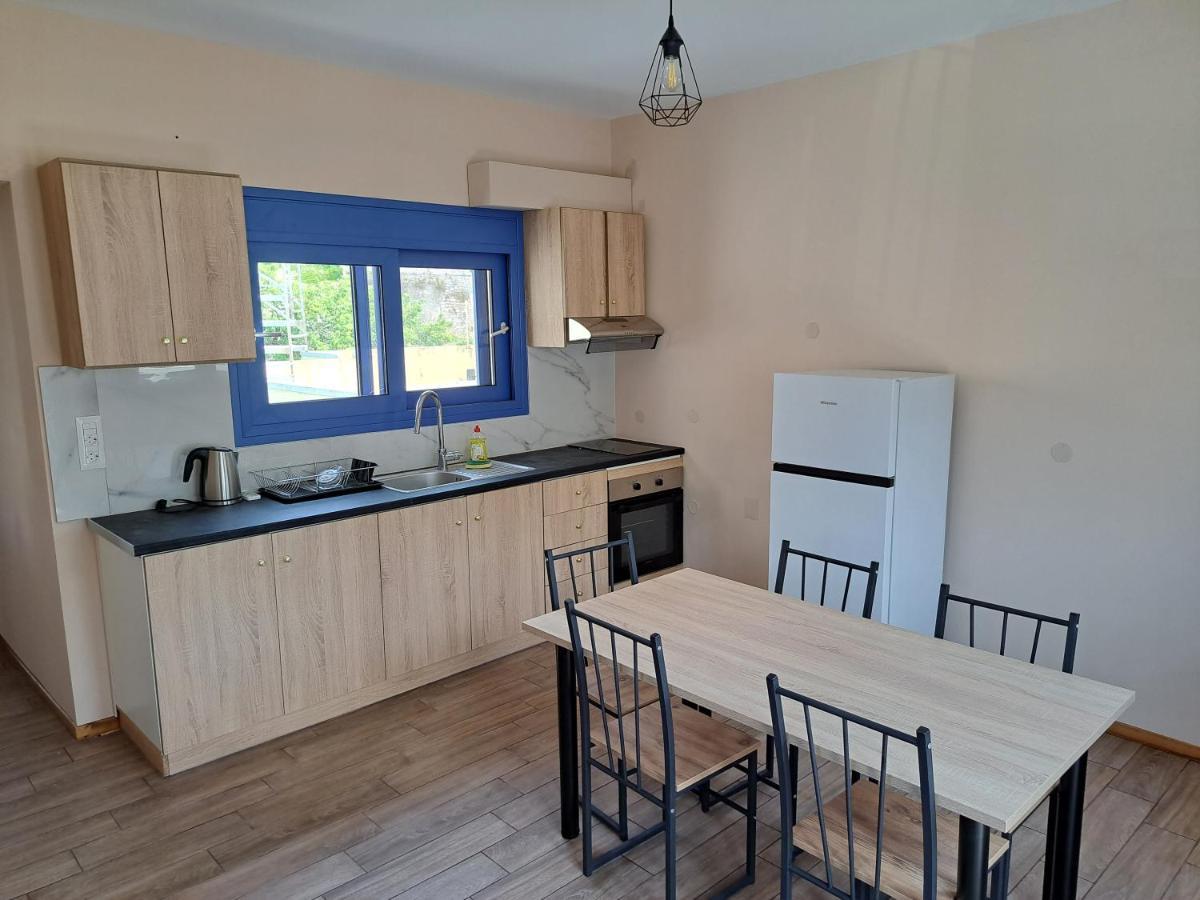 Blue Moon Apartment Agia Efimia Екстериор снимка