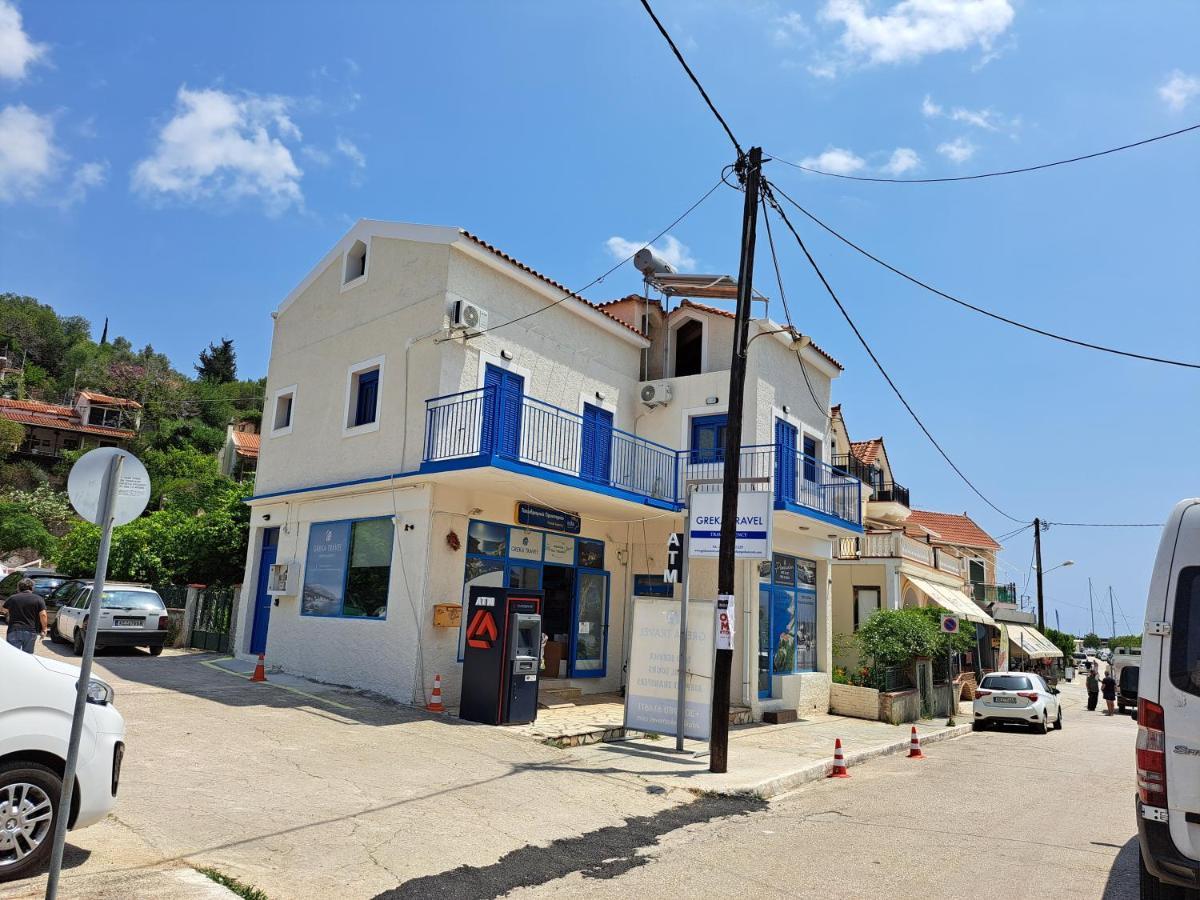 Blue Moon Apartment Agia Efimia Екстериор снимка